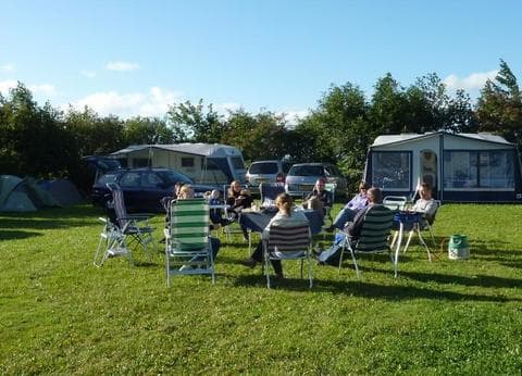 Slachtehiem plattelands camping foto 6