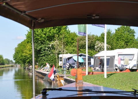 Minicamping Uit en Thuis foto 1