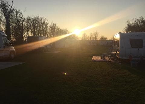 Minicamping en Vakantiewoningen 't Veldehof foto 3